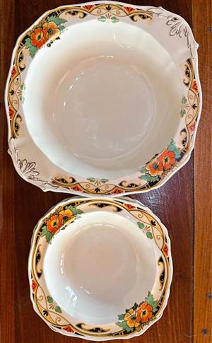 Alfred Meakin England Soup or Dessert Set.