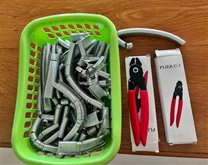 Fencing pliers & staples