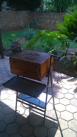 Angling box and rod stand. Very good condition