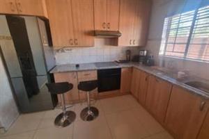 Townhouse For Sale in Kosmosdal