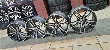 A set of original 19inch BMW mags for sale