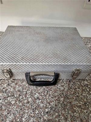 Aluminum case