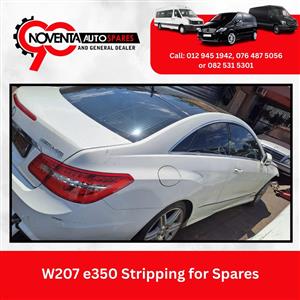 W207 e350 Mercedes Benz stripping for spares