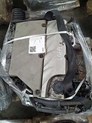 Low mileage Mitsubishi 4G69 Engine for sale.(2.4 Outlander)