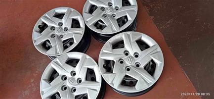 15 inch standard Hyundai rims with wheel caps 5 by 114.3 pcd