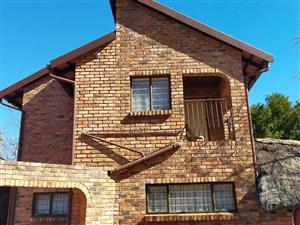 Garden Cottage Rental Monthly in The Orchards