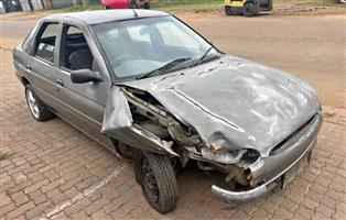 1995 up ford escort 1.4 stripping for parts my number WhatsApp or cell 