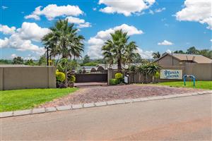 Perfect Cosy Home in Willowbrook - Non Distressed Auction Bidding Starts at R600 000