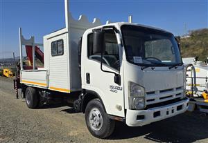 T873- 2010- ISUZU NPR400 DROPSIDE BODY + F50 CRANE TRUCK