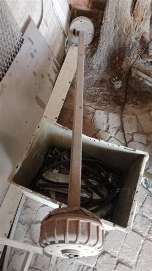 Trailer vraking axle