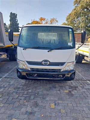 HINO 300 2015 365243km