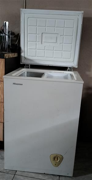 For sale Hisins freezer 130L working 