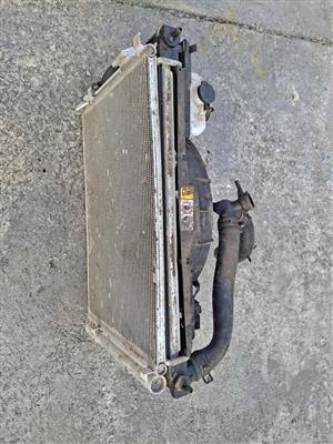 Hyundai Veloster radiator set