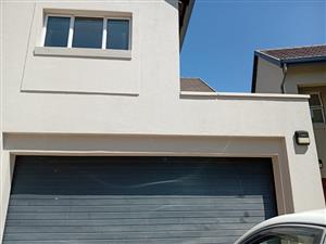 3 BEDROOM DUPLEX AVAILABLE IN MORELETA PARK