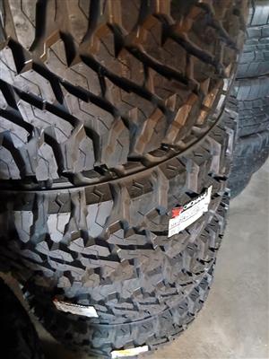 Set 4x New Yokahama muds 33"