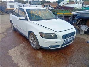 2008 Volvo S40 2.0 diesel stripping for spares