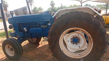 Second hand Ford 5000 Tractor