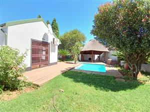 Beautiful townhouse for sale in Vaalpark in popular complex, walking distance to all amenities