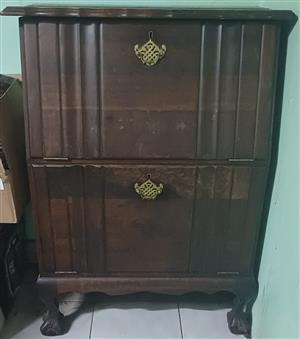 Imbuia Vintage Ball & Claw Drinks Cabinet