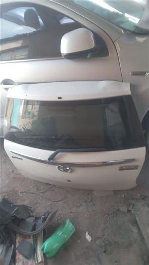 TOYOTA COROLLA HATCHBACK TAILGATE AVAILABLE