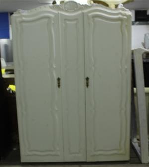 WHITE 2 DOOR WARDROBE S067538B