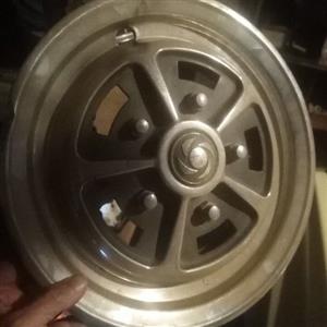 Truimph Chicane, wheel cap