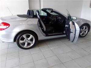 2005 MERCEDES BENZ SLK350 AUTOMATIC CONVERTABLE SILVER COLOR PETROL LEATHER INTERIOR  76.000KM 