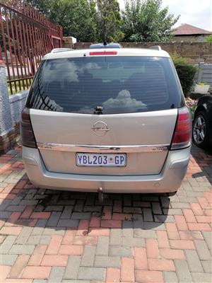  Opel Zafira stripping for parts 