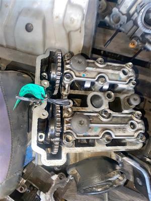 Suzuki SV 650 cylinder head. Meyerton bike scrapyard new and secondhand spares.