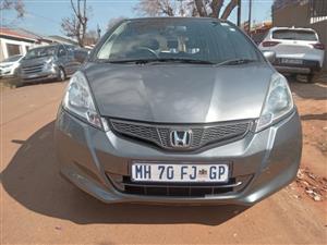 2014 Honda jazz