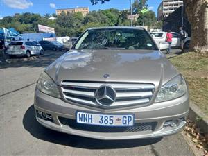 2007 Mercedes Benz C180 Kompressor Automatic, Petrol, White, 
