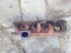 Exhaust manifold volvo XC 90
