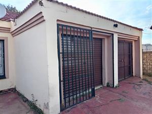 3 bedroom house for rental Soshanguve IA available from 1 April