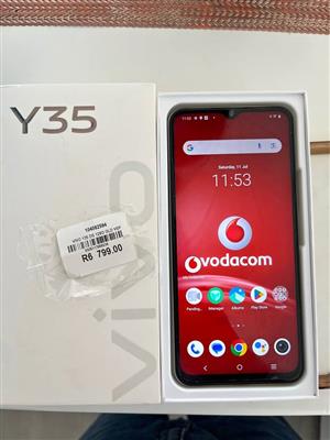 Vivo Y35 128gigs 8gigs Ram