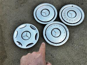 Mercedes Benz Hubcaps 15" inch