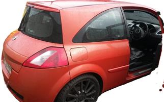 RENAULT MEGANE II 2.0T SPORT 2005 Stripping for spares