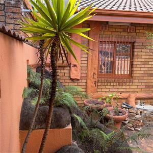 House For Sale in Die Heuwel