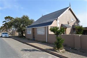 House For Sale in Willowmore