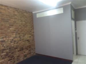 MUST GO Bachelor Flat to Rent – Available IMMEDIATE  – Boksburg Central