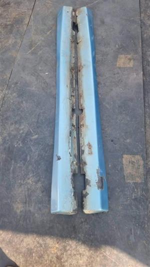 Vw jetta 3 vr6 plastic side skirts