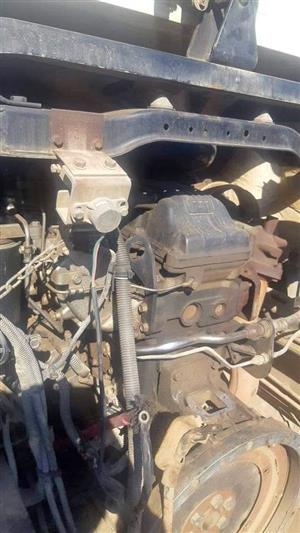 Nissan UD90/95 truck stripping for parts