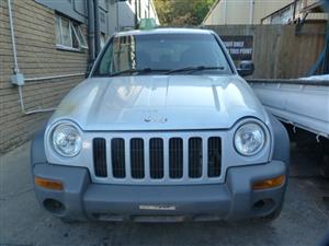 Jeep Cherokee Sport 2.4 Petrol Manual Silver - 2003 SPARESBOYZ STRIPPING FOR SPA