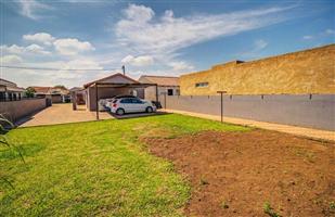 House For Sale in Windmill Park