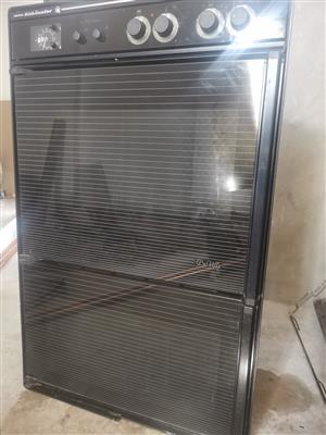 Double door Kelvinator De Ville Deluxe oven