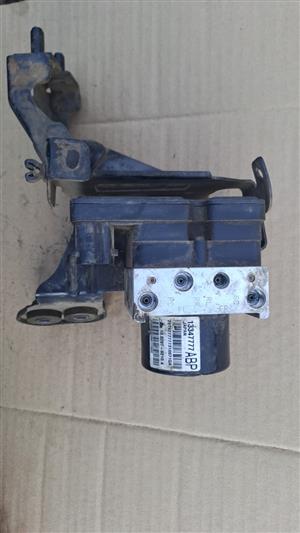 Chevrolet Cruze J300 ABS Pump Module for sale used