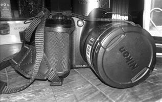 Nikon Coolpix L330 Digital Camera - perfect working condition.