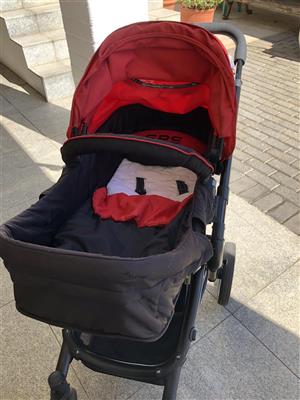 Pram Hauck with Car Seat and rain Cover 