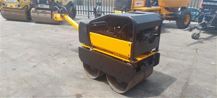 Walkbehind roller