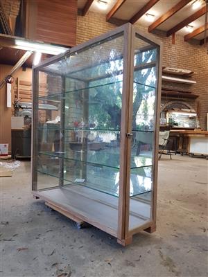 Custom made Display Cabinet Freestanding
