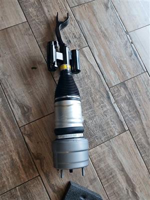 Mercedes benz GLC W253 front air shocks